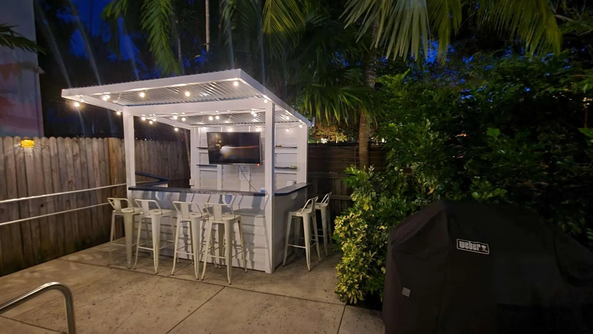 Two Duval Street Suites W Pool Key West